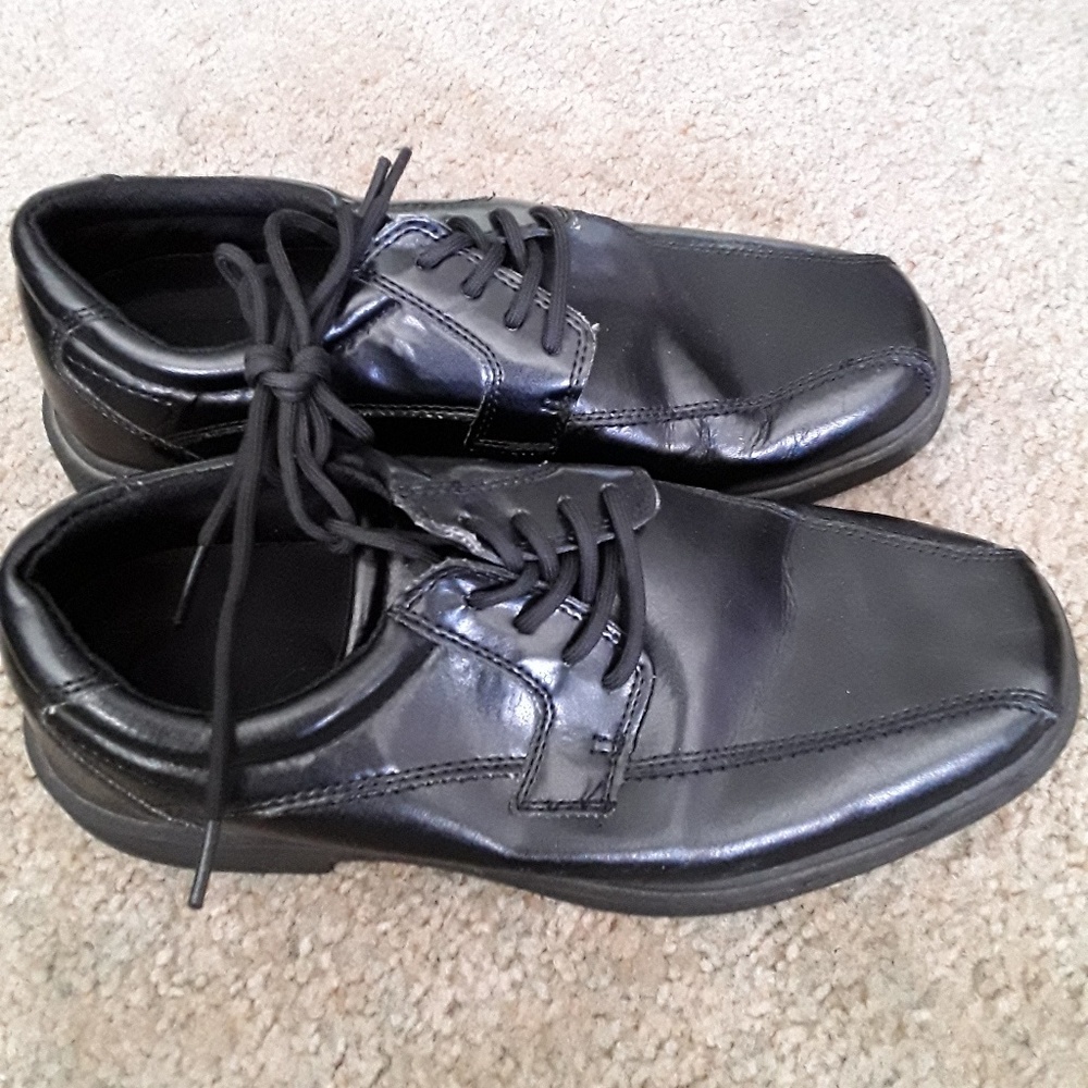 Tred Safe black lace up oxford shoes size 7.5